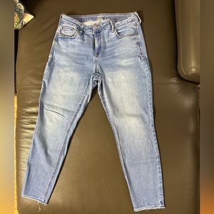 Mid-Rise OldNavy Super Skinny Rockstar Jeans